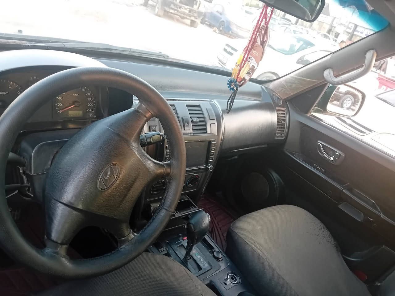 هؤ ندا تريكا ن مؤديل ٢٠٠٢مكينه كير به ته ٣٠٠٠ نيو ه چاملخ دواى سكن بؤياخ وه بؤنيد كال  بوو نه هه يه بئ زه ربه  ئارمى پلاسك هه ولير  هه موو كيان به شه رت  سعر ٤٧كه لا معامه له زم ***********
