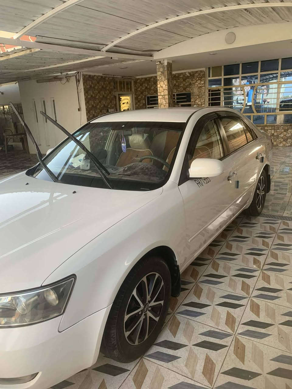 السلام عليكم للبيع سوناتا 2007السياره خير من الله مال بيت محرك تبريد بيه قطعتين.  اكلين بدون دواخل السعر 105وبيه مجال ***********. المكان الدوره هورجب محرك 2000
