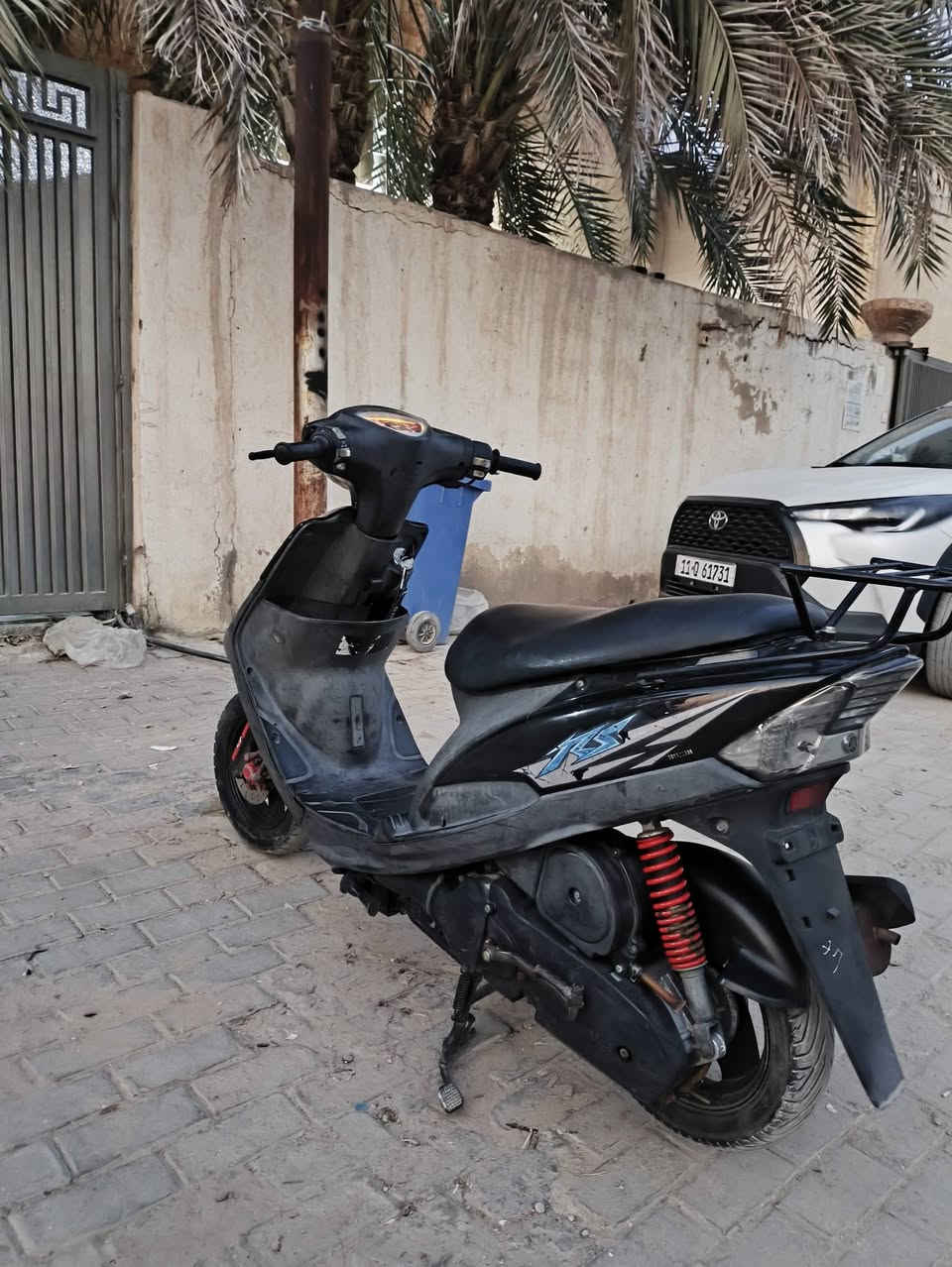 سلام عليكم ماكس عدله للبيع دراجه مامفتوحه ناعمه ختم واحد وي لمكينه كلشي بيه بلاد سعر 800 وبيه مجال 
***********
