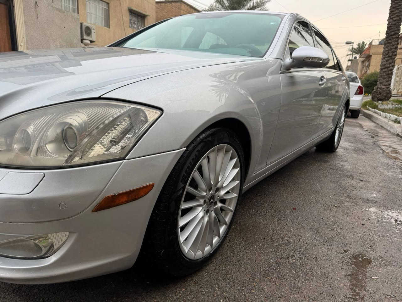 ***********
سلام عليكم مارسيدس s_class 2006V8 سياره موديل 2006 محرك 8سلندر لون سلفر جاهزه من كل النواحي مابيها اي نقص بيها قطع كلير بس اني ابيع احزام مكان السياره بغداد السعر 165 وبيها مجال
