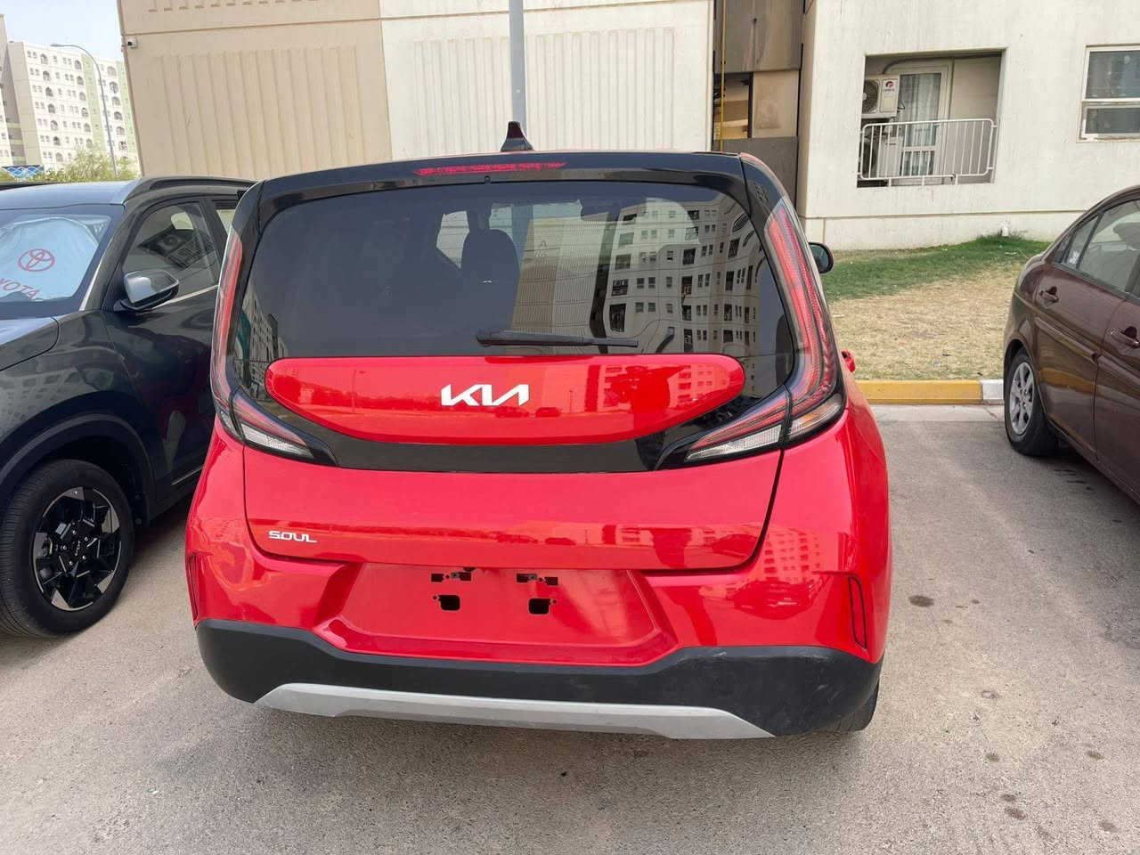 كيا صول موديل 2024
مواصفات LX
حادثهة خلفي تعديل جاملغ خلفي معا تبديل باب نفس اللون
بدون ترقيم مامرقم يعني 
للاستفسار***********
***********
مكان السيارة بغداد مدينة الصدر
