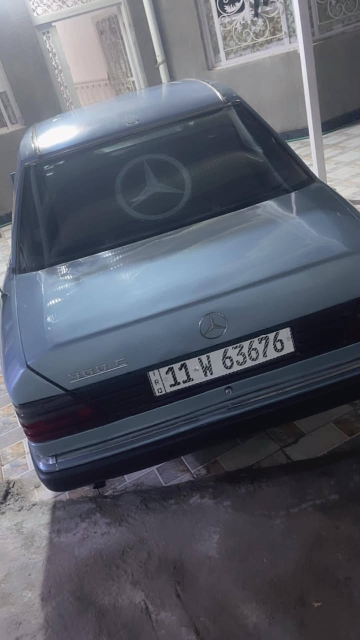 مرسيدس • ٢٥٠٠ • ١٩٨٩