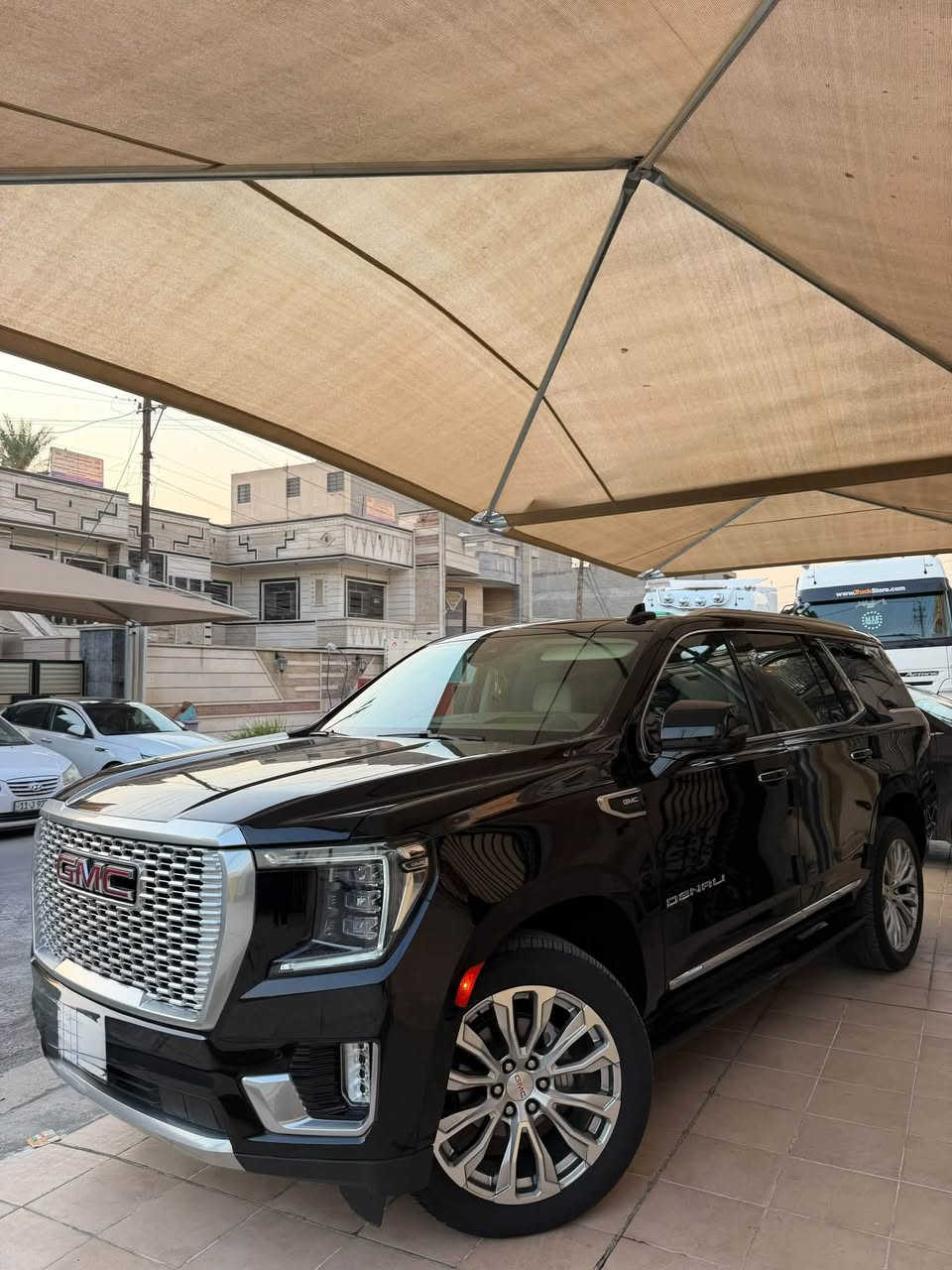 السلام عليكم 
GMC دنلي 
الموديل 2023 
المواصفات 
كشنات خزن 
تدفئة وتبريد الكشنات 
داخل كريمي 
شاشات تطبيق 3 
تحديد مسار 
رادار 
جكات 
كشنات منفضل 
داتو شو
كامرات 360 
دوسات كهرباء 
وباقي المواصفات المعروفه السياره خليجي وكالة المنصور ماشية 37 كفالة عامة ماعده رصعات 2 خفيفات السياره مغلفة ppf والجام عازل حراري السيارة نضيفة بمعنى الكلمة المكينة على وضع الشركة مكفولة السعر 54 يعني خمس شدات وربعون قابل لتفاوض شي بسيط رقم بغداد الرقم ***********
