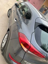 توسان ٢٠١٦ • محرك سوبر تيربو • رقم ديالى