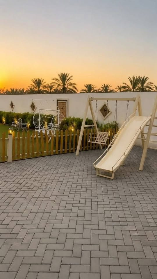 🌿 مزرعة جوري للإيجار اليومي 🌿

✨ يتوفر نظام شفتات:

🌞 الشفت الصباحي:
من الساعة 9 صباحاً إلى 6 مساءً

🌙 الشفت المسائي:
من الساعة 8 مساءً إلى 7 صباحاً

👨‍👩‍👧‍👦 نستقبل عوائل وشباب

📍 الموقع: بغداد – الدورة – البوعيثة

📞 للحجز والاستفسار:
***********

🌿 مزرعة جوري… يومك أحلى بخصوصية وراحة 🌿

