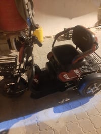 دراجه شحن للبيع مكلف بنشر دراجه نضيفه سعره750 رقم صاحبه07703140628 لير...
