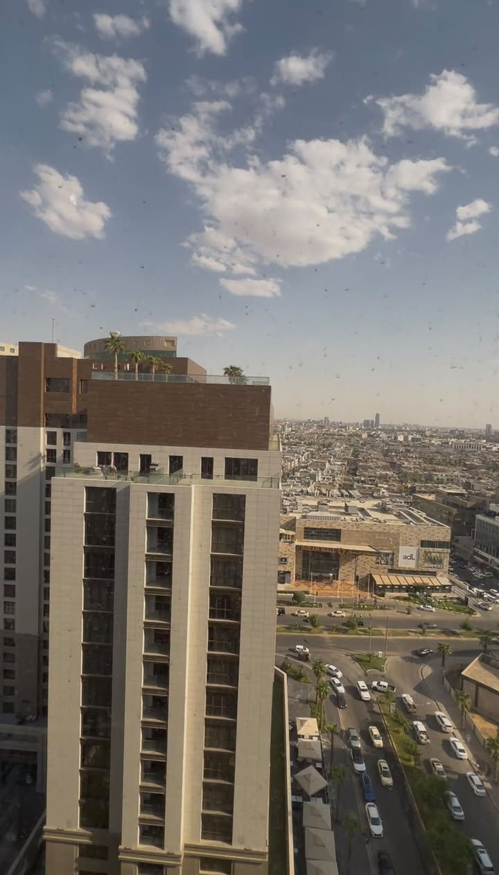 🏢 شقة مميزة للبيع في مجمع البوليفارد (The Boulevard)
• المساحة: 156 متر مربع
• التقسيم: 2 غرفة نوم + صالة (1+2)
• الطابق: 12
• الحالة: مؤثثة بالكامل وجاهزة للسكن 🛋️✨
📞 للتواصل والاستفسار: ***********
#البوليفارد #شقق_للبيع #عقارات_العراق #اربيل #عقارات #TheBoulevard
