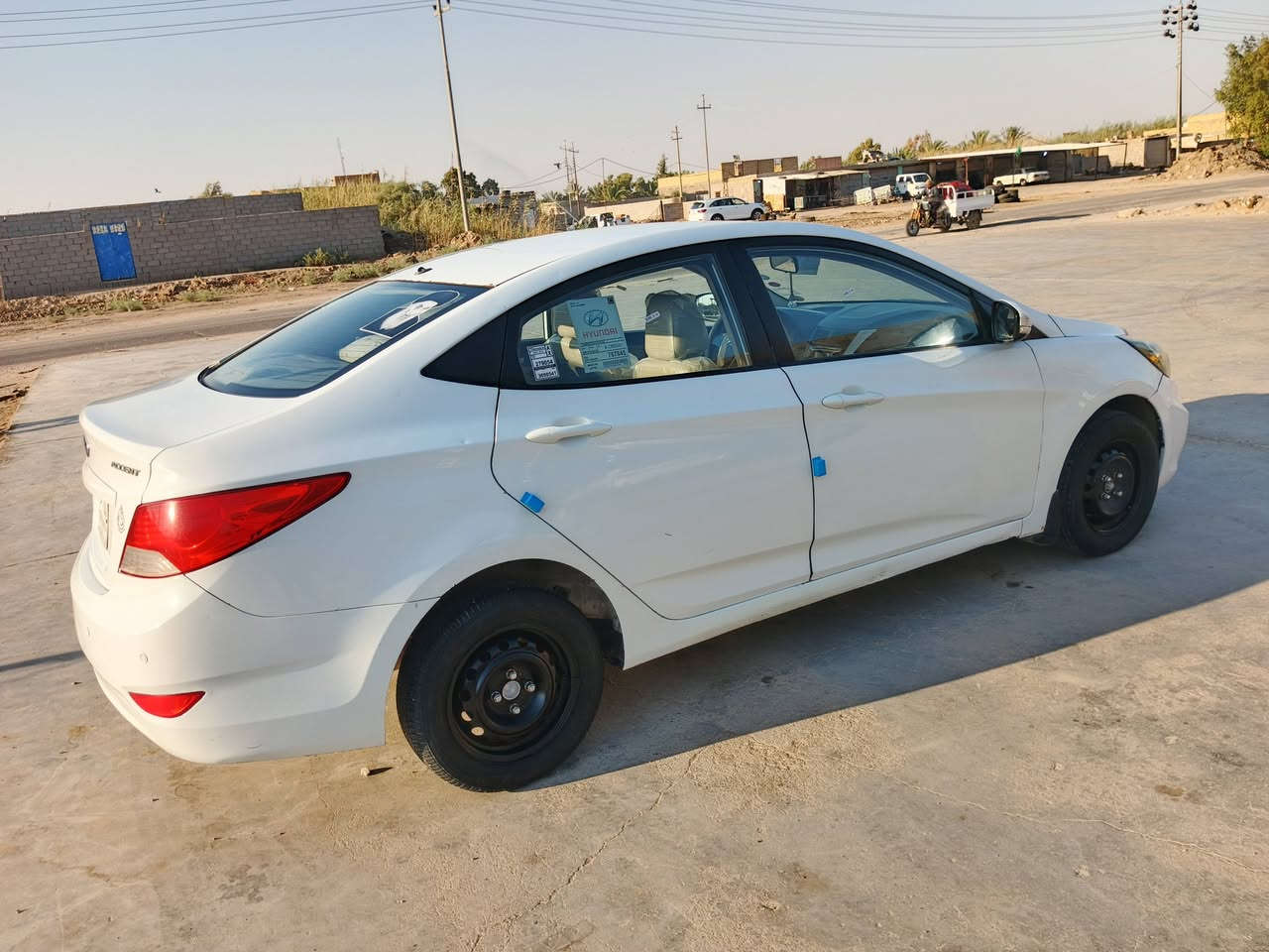 سياره اكسنت موديل 13 جير ومكينه وحداديه خير من الله السعر 75 العنوان الناصريه مكينه 1600...***********
