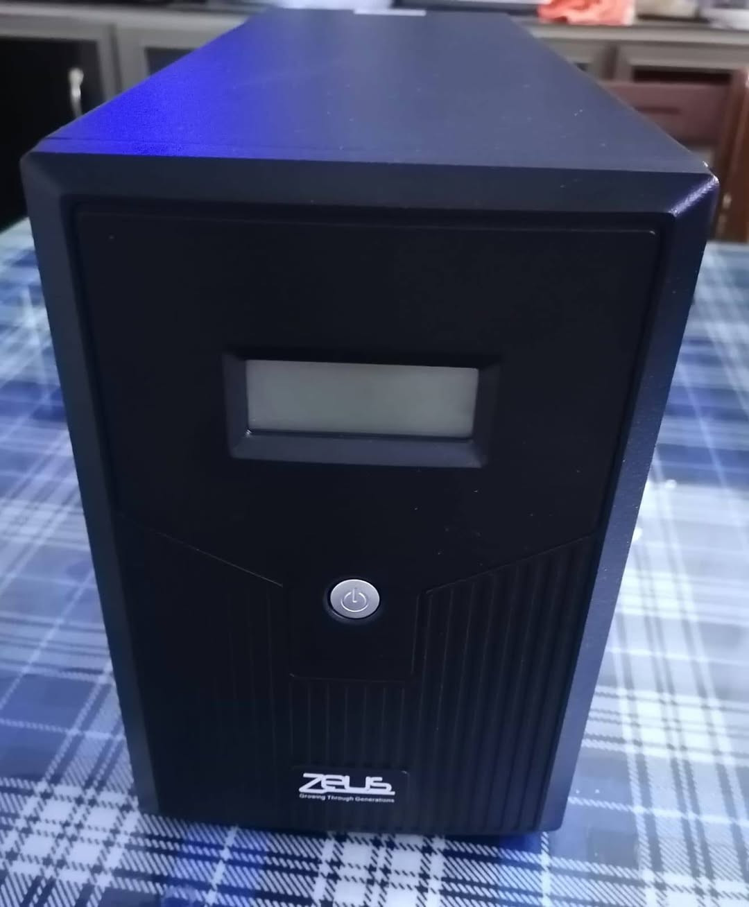 سلام عليكم ups نوع zeus المواصفات بالصور السعر 150 الف مكاني بغداد البطاريات بحالة جيده رقمي 
***********
