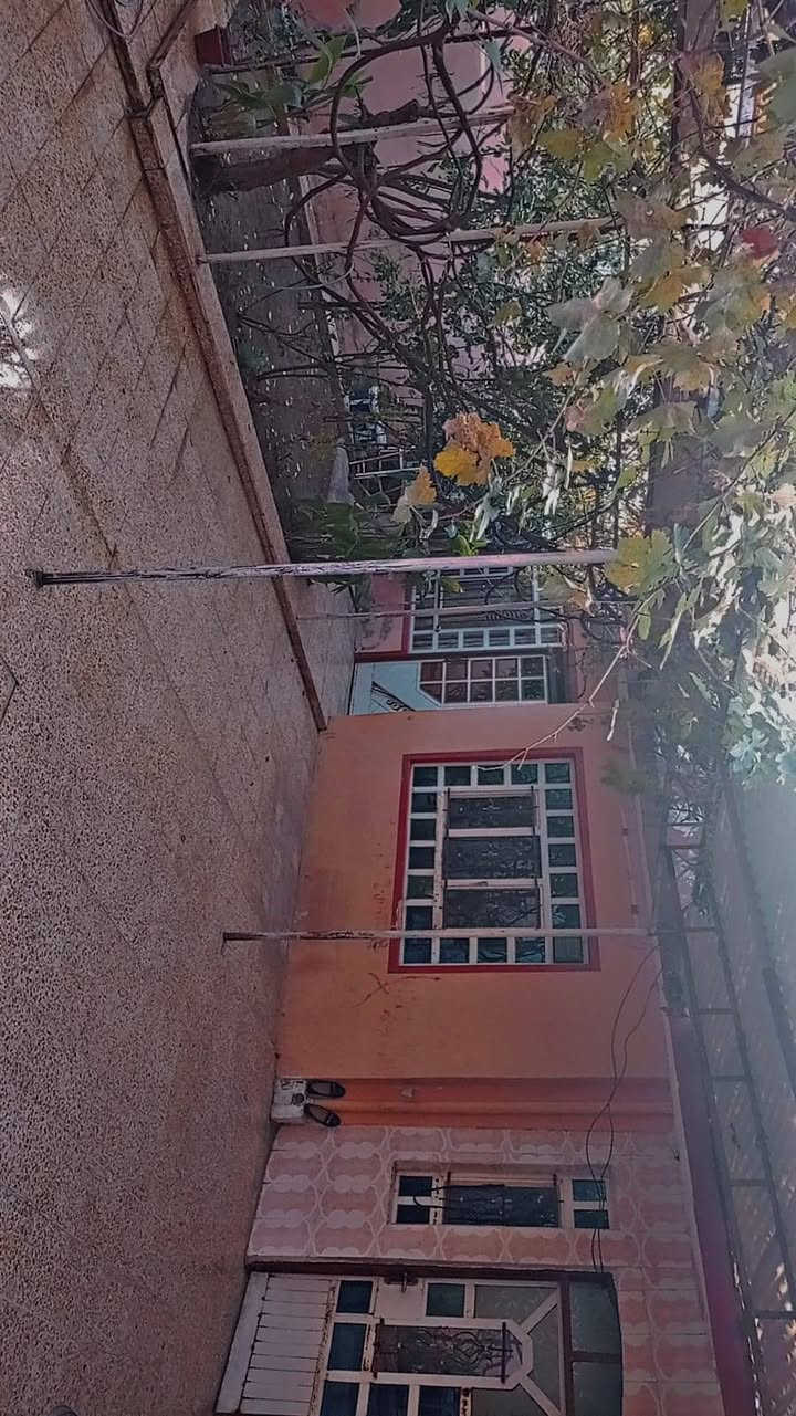 بيت في الرشيديه قطاع السادس قرب جامع حج محمود ركن المساحه 225 الواجه 15×16 بناء قديم الستفسار عبر الارقام ***********  ***********
