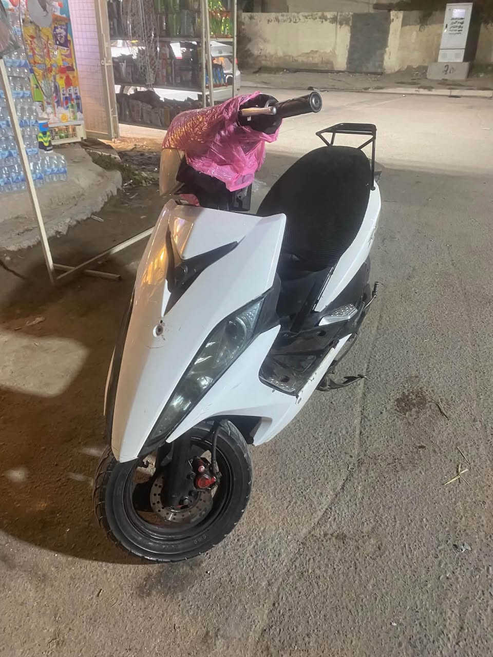 سلام عليكم سكنس للبيع نوزل دراجة نضيفة
نقوصات ما بيهة 
فقط دبل اشاير ما يشتغلن ❌
مكين ناعمة خرسة 
نكرة سلف 
المكينة مفتوحة مرة وحدة وما تبخر وصوتة ناعم 
مكاني بغداد أو مراوس ب شحن ***********
