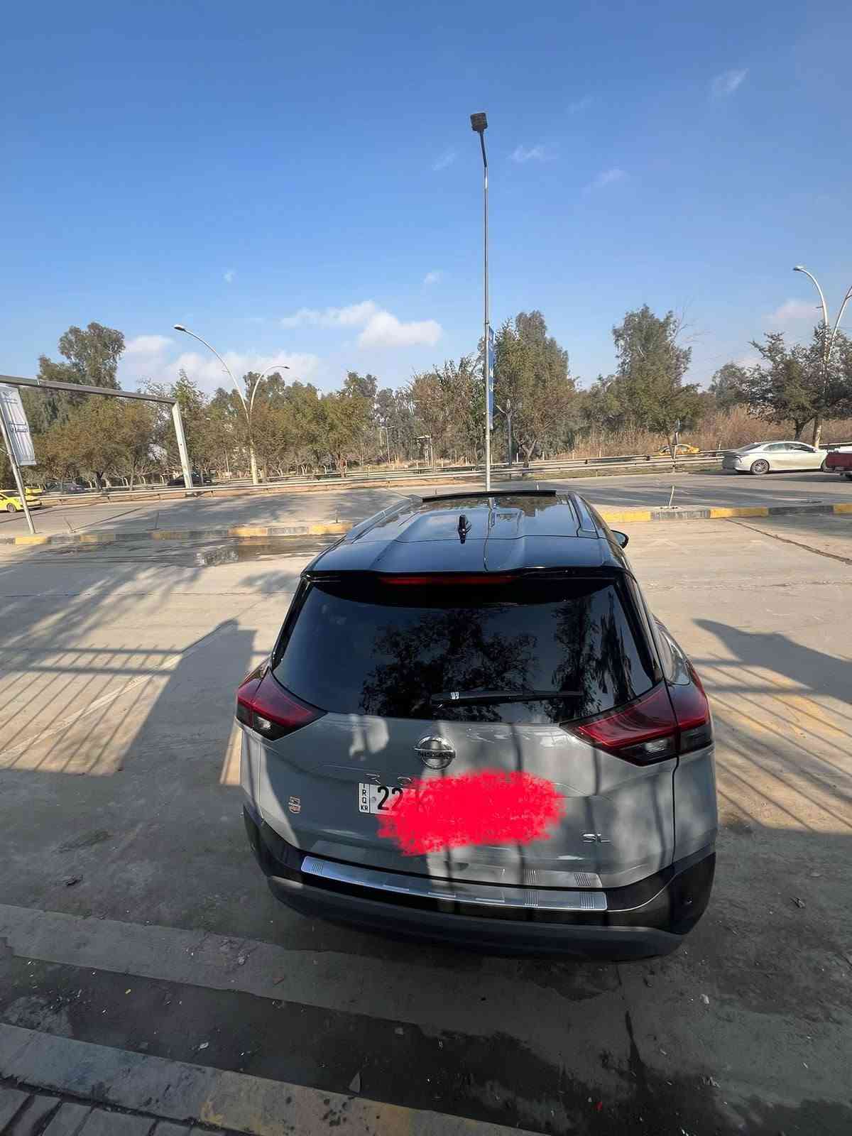 لون سمنتي • ٦٩ الف ميل • بانوراما