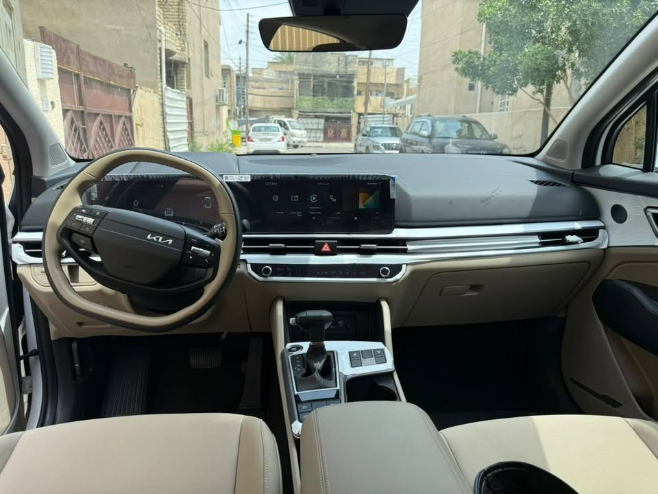 كيا سبورتج 2026 
خليجي مكفولة
رقم بغداد 
ضمان 5 سنوات
Km ماشيه 11000
مواصفات  فول قماره حديد 
مكينة 2.0
داتا شو 
نقطعه عمياء
رادار وتوقف ذاتي
ويل 19
داخل مخمل 
مقاعد الاماميه تدفئه 
كامرة خلفيه 
مقاعد الامامية كهرباء 
شاشة كببره • Apple CarPlay
شاحن موبايل لاسلكي 
حساس امامي 
حساس خلفي 
مود درايف
صندوق خلفي كهرباء 
سايد بريك كهربائي 
اريل نفكيتر 
بصمه تشغيل 
تشغيل عن بعد 
مري كهرباء 
تحكم ستيرن  
تبريد قطعتين 

السعر 238$
مكانه بغداد السيديه
***********

