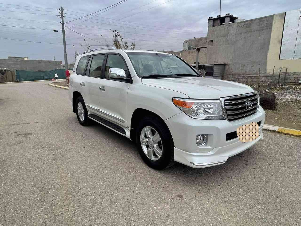 بەناوی خوای گەورە...
توێتا لاندکرۆزەر (وەنەوشە) 2015 GXR V6 .
سەیارەکە فول فول مواسەفاتی شەریکەی سازە
یەک دەستە هەمووگیانی بەشەرت 
دەعامی بۆ دەعامی بێ بۆیاخ بێ سارد بێ شوخت،
تەنها 80 هەزاری هەقیقی ڕۆشتوە.وەک شەریکە ماوەتەوە.
ڕەقەم سلێمانیە هەمووشتێکی تازەیە تا (2031 )
چوار تایەی دۆنلۆپم بۆ بەستوە یەک دینار مەسفروفی نیە.
[ *********** ] 
ڤایبەر، واتسئپ.
