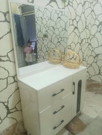 غرفة للبيع