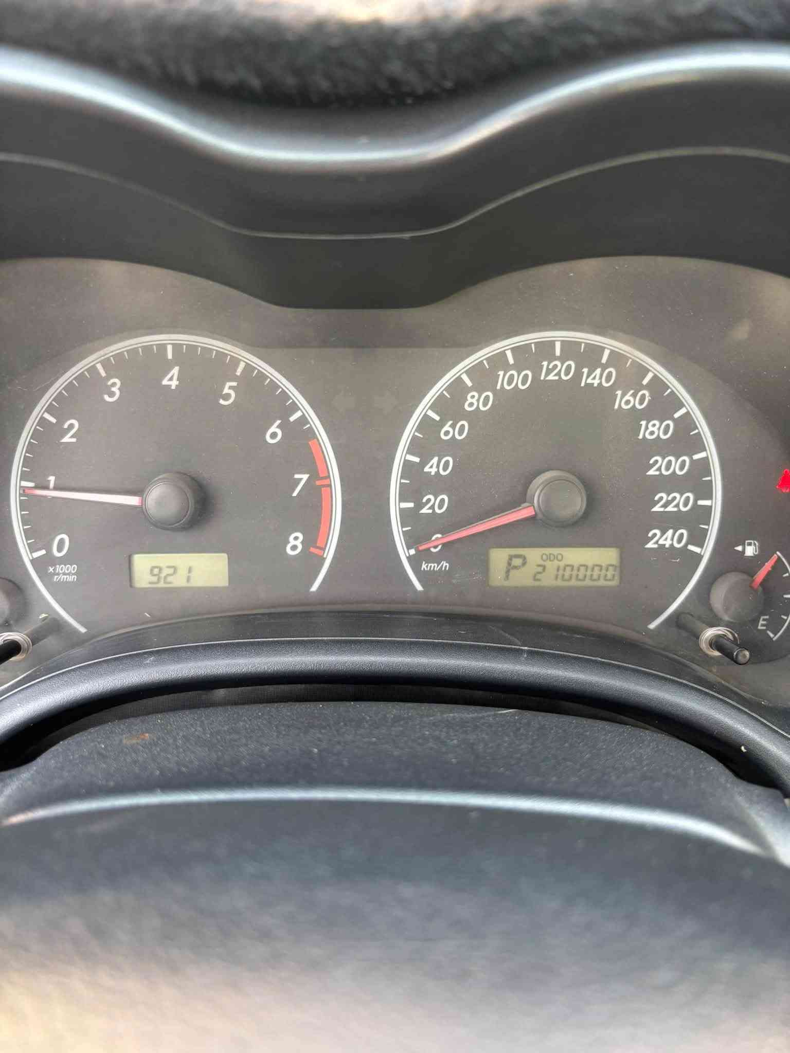 كورلا ٢٠١٢ خليجي رقم بغداد بسمي بيه بارد باب السايق وصبغ كلش قليل بالداير محرك ١٨٠٠ مامفتوح تبريد ثلج لا تنقيص ولا تبخير مكان السياره بلد هاتف ***********
