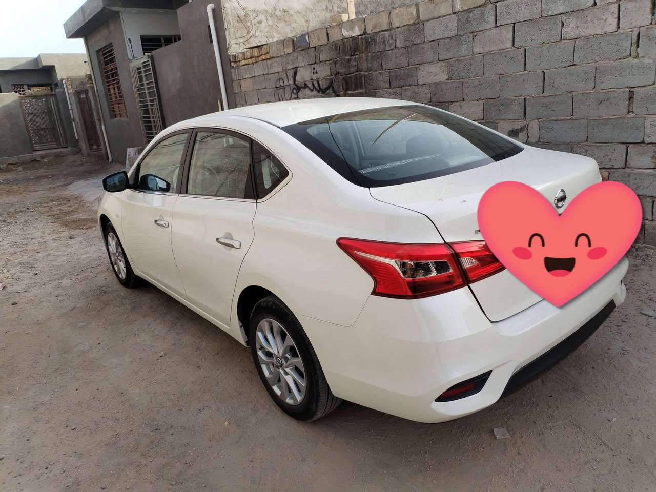 نسان سنترة موديل ٢٥ ماشية ٣٠ الف دواخل أسود كفالة عدة رصعة بلباب مكان كوفة السعر ١٢٤ ***********
