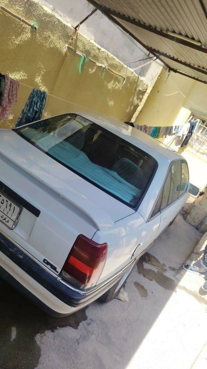 أوبل أوميكه موديل 1991حجم المحرك 20كير وتو كابونه بانزين بيهه رقم كركوك السعر 38وبيهه مجال كركوك قضاء الدبس ***********

