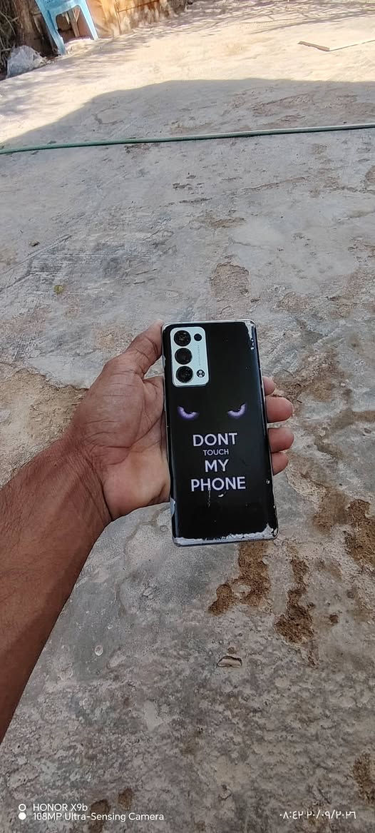 سلام عليكم جهاز OPPO Reno6 Pro5G اوبو رينو 6 برو فايف جي  جهاز يجنن الله شاهد بس ضهر مغلف وبي كسر بلكلاسه قليل كلش كامرة فول جهاز غني عن تعريف ببجي فريم90 جهاز راقي والله (مراوس او بيع شعندك نزل بالتعليقات

نص مكتوب في الصور:
- HONOR X9b
- 108MP Ultra-Sensing Camera
- ٠٨:٤٢ ٢٠/٠٩/٢٠٢٦
- HONOR X9b 108MP Ultra-Sensing Camera ٠٨:٤٢ ٢٠/٠٩/٢٠٢٦
- ٠٨:٤٣ ٢٠/٠٩/٢٠٢٦
- ColorOS 13.1 ColorOS الإصدار الرسمي حول الجهاز مساحة التخزين ٨٤,٧ غ.ب / ٢٥٦ غ.ب اسم الجهاز OPPO Reno6 Pro 5G الطراز CPH2247 المعالج Qualcomm Snapdragon 870 Octa-core سعة البطارية ٤٥٠٠ مللي أمبير في الساعة (نموذجية) حجم الشاشة ٦,٥٥ بوصة RAM ١٢,٠ غ.ب + ١٢,٠ غ.ب الكاميرات أمامية 32MP