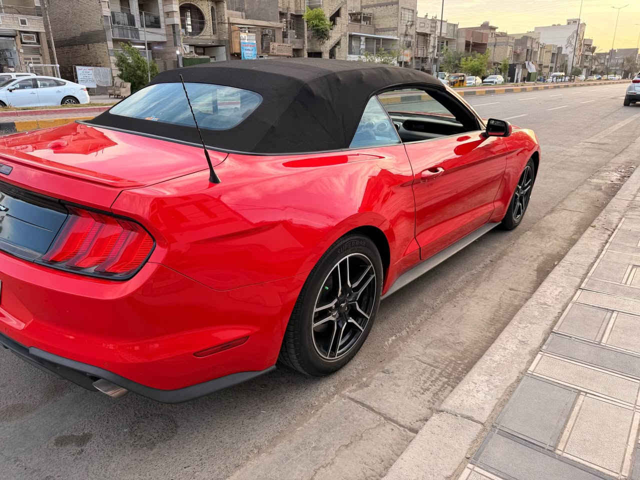 موستنك 2023 امريكي حادث حلو السيارة كشف فول 1/1 رقم بغداد دولي 
السعر 160$ 
للاتصال *********** بغداد, العراق
