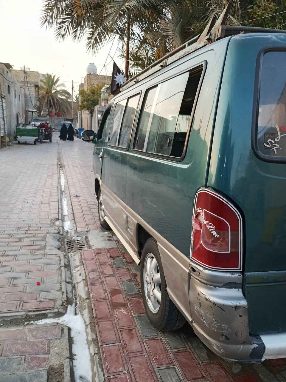 السلام عليكم استانا للبيع اللون زيتوني
ستانه عشره كفاله مكينه وكير وحداديه وتخم وتاير كله جديد داخل جديد مديل 1996معمره فول مال جناي السياره يوم تطلع وعشره كاعده لان راعيهه عنده دوام مايطلع بيهه تاخذهه كبل للشارع السعر 60 وبيهه مجال حك الجيه المكان كربلاء طويريج 
*********** زيد جحفر ابو علي 
*********** فضولي زيد
