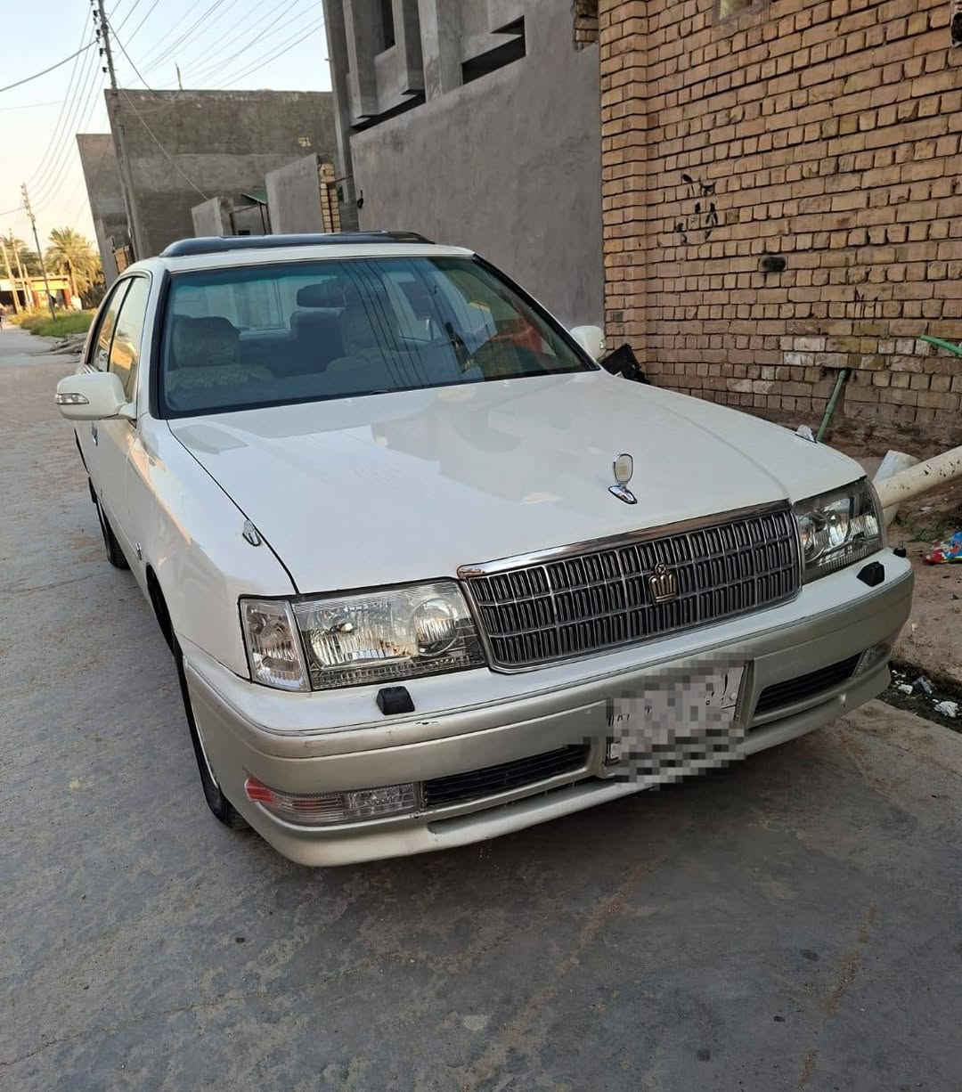 السلام عليكم راس الثور للبيع موديل 96 كفاله عامه من الكص ونقل ومن الضربه جاهزه مال جناي محرك 300 رياضي تايرات توني شادهن تبريد ثلج حداديه كامله فول رقم انباري مشروع وطني وين مايعجبك تحول السياره بسمي  مال جناي  مرئي شفط كامره خلفيه واماميه استيرن شاهينه غرفه نضيفه كشنات كهربائي واحد على واحد  رقم ***********     ***********   سعر   ١٠٠$
