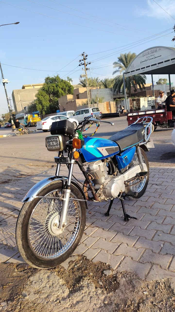 سلام عليكم دراجة ارشه مكينه نضيفه الدراجه ما عوزهه شي ***********
