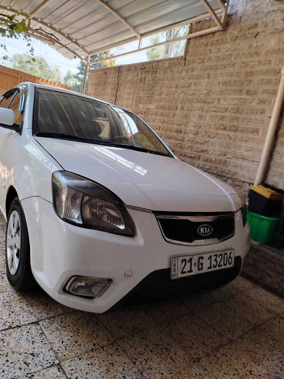 Kia Rio 2011 رقم سليمانية محرك 1400 كير محرك صدر شرط سنوية 27 ماشية 84 حقيقي باسمي صبغ جاملغ ودوسة بدون دواخل للاستفسار *********** موصل حي الميثاق السعر 92 بيها مجال
