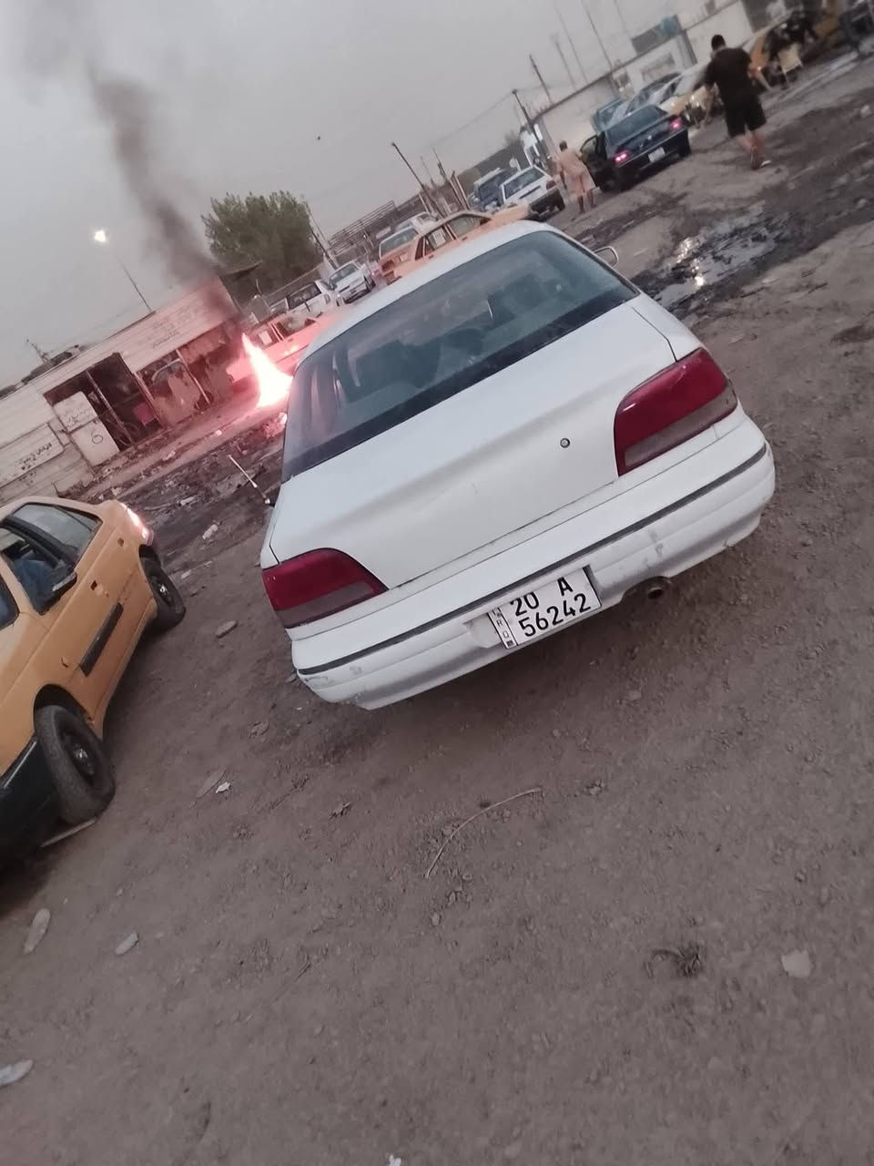 سلام عليكم ورحمه الله برنس موديل 97 كير عادي محرك وكير مكفولات تخم تاير جديد صدر خلفي ومامي جديد رقم نكليزي ديال تحويل مباشر السعر ١٨ ورقه وبي مجال  حك الجيه العنوان بغداد سلمان باك وترهم مراوس حسب الاتفاق ***********
