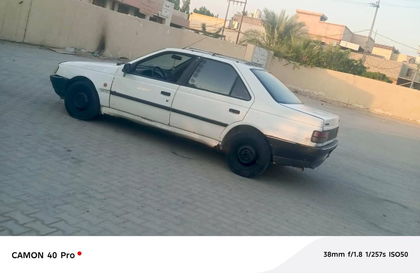 السعر((17)) وبيها مجال
للاتصال««***********»» 

بيجو روى

.موديل((2009) رقم قادسية  الماني. 

كير مكينة  كله ((جديدد)) 
 حدادية نص. 

تخم تاير ستوني شاده. 

((تبريدد)) ثلج

تحويل مباشر.. 

مكان السياره نجف

ملاحضه اخوانن مكلف بلنشررر
