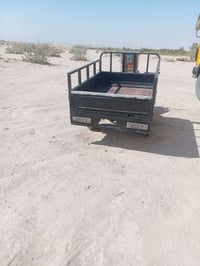 شاحنة • بدون تفاصيل • اتصال