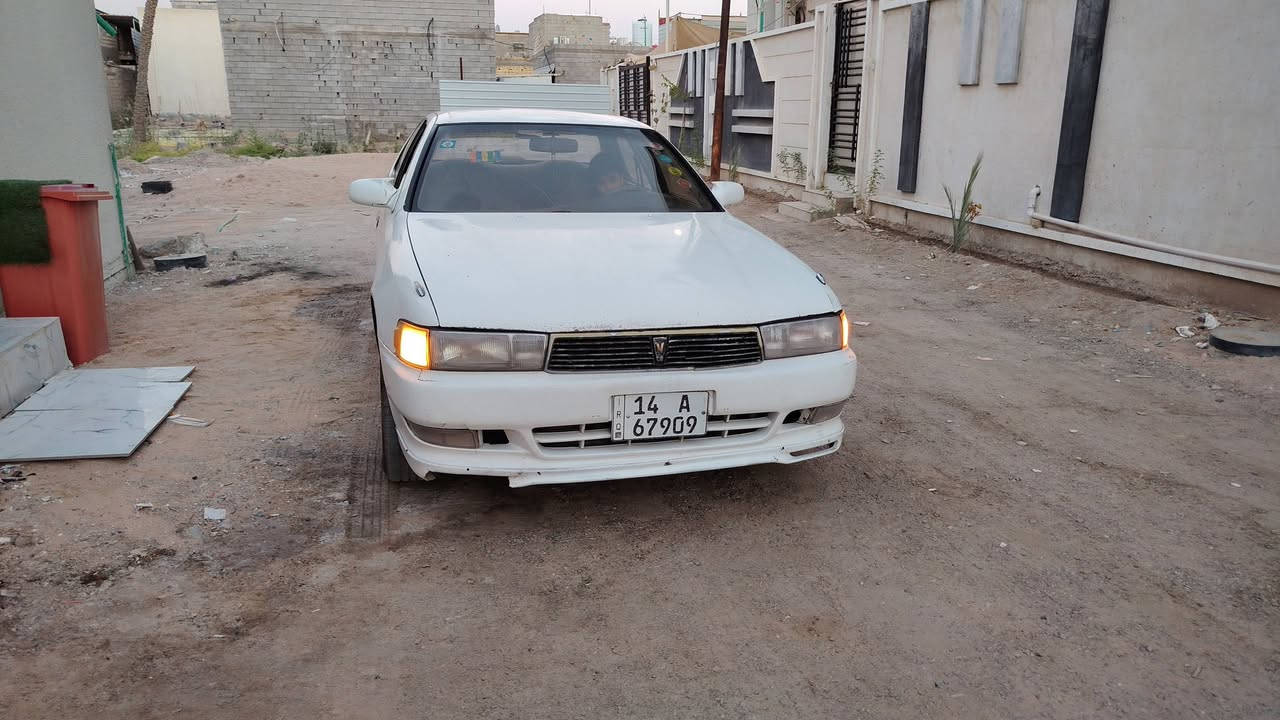 كرسته تيوتا موديل 1996 محرك2500ابلاد كيرجديدتبريدثلج حداديه تخم تاير باتري كله جديد شاشه كامره لايت زنون سنويه نهاية 2030  بيه ظربه باب سايق خفيفه بدون دواخل وبيه صبغ مكانات بالداير التاير وبيه نص باب صبغ جماليه رقم بصره انكليزي بيع ٦٨ وبيه مجال اومراوس حسب القناعه ***********
