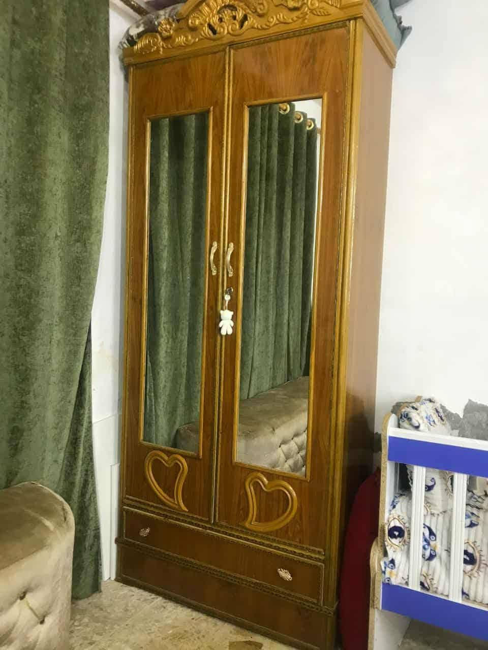 للبيع غرفة أخشاب جديدة كلش ✨🪵
غرفة راقية وبحالة ممتازة جداً (اخت الجديدة).
​المكان: المشخاب.
​السعر والتفاصيل: للاستفسار ومراسلة الخاص أو الاتصال.
​📞 رقم التواصل: [***********
