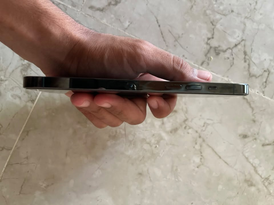 ايفون 13 برو ماكس شخط مابيه مكفول تفحصة حاسبة بطاريته (٧٨) كلشي مامبدل بيه سعره (٧٥٠)
وبيه مجال بسيط 
رقمي( *********** )

