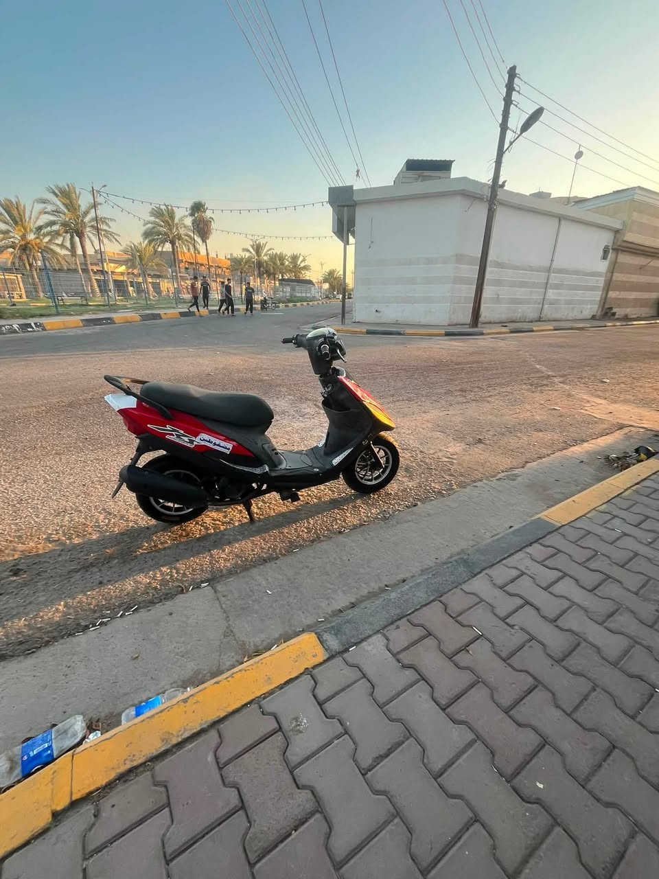 ماكس نضيفه كلش للبيع السعر 650 وبيها مجال الي مو شراي لا يتعبني ***********
