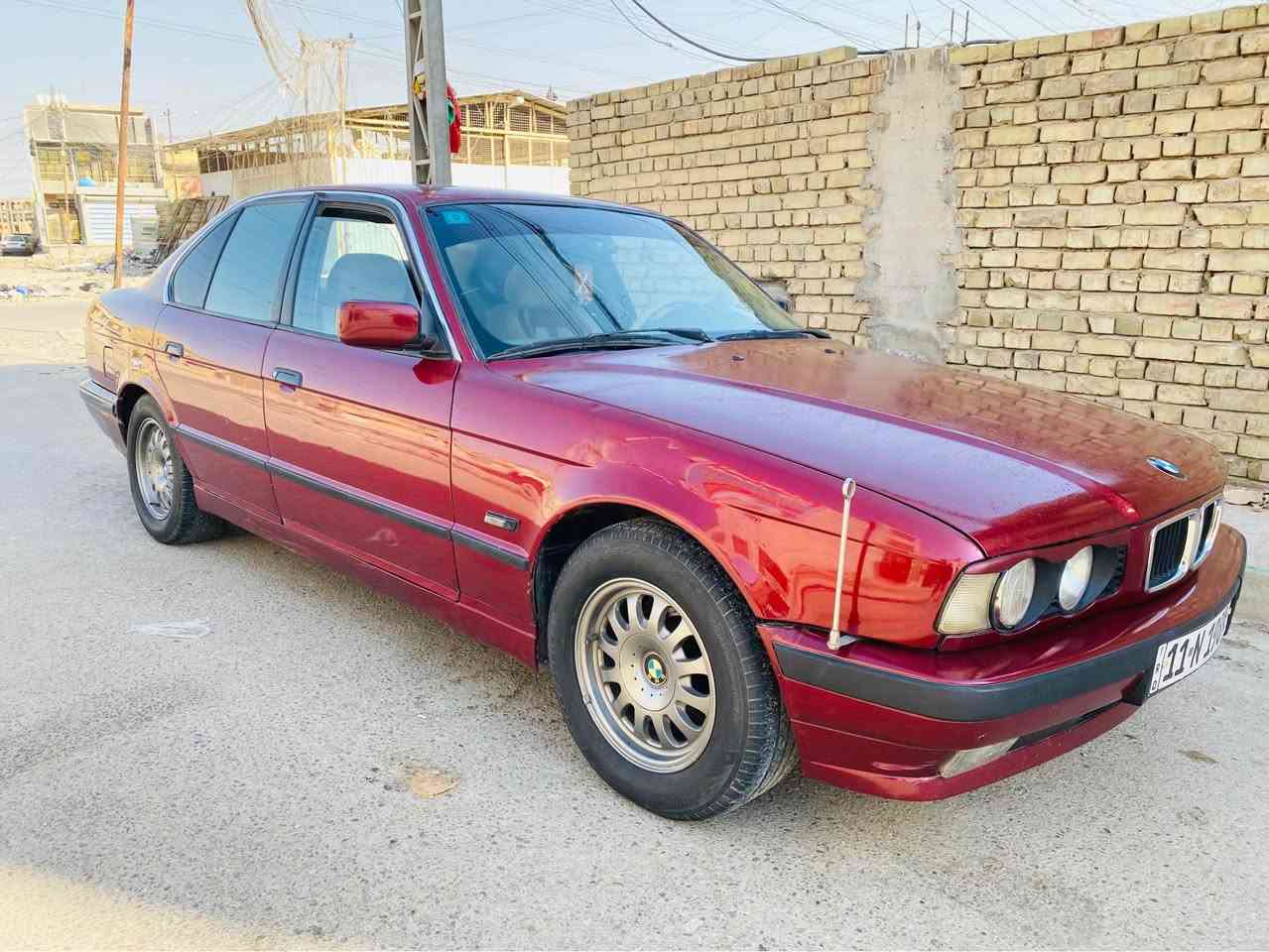 للبيع 
موديل 1994
محرك 6 سلندر 
حجم 520 مسكر فانوس
گير عادي جاترك حجم 260
نمره طويله 

رقم بغداد 
مكان السياره بغداد 
للتواصل خاص 
او *********** 
السعر 59 بغداد, العراق
