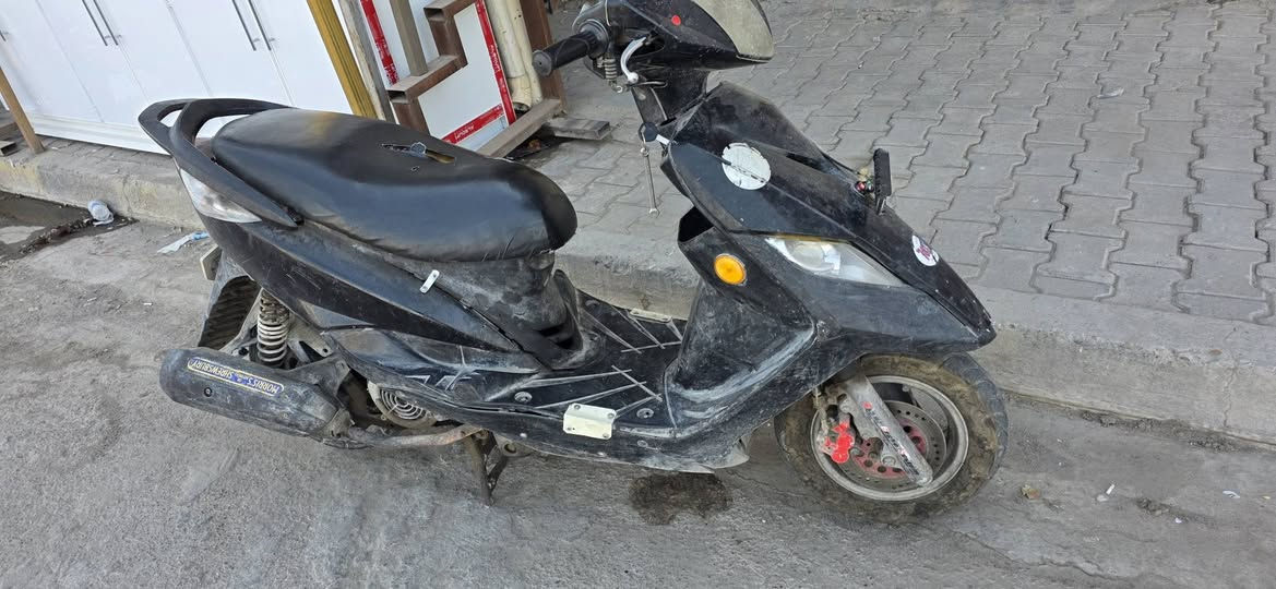 البيع ماكس ثعلب السعر  ٣٠٠.  وبيه مجال قليل. مكان محموديه. ***********. وتساب
