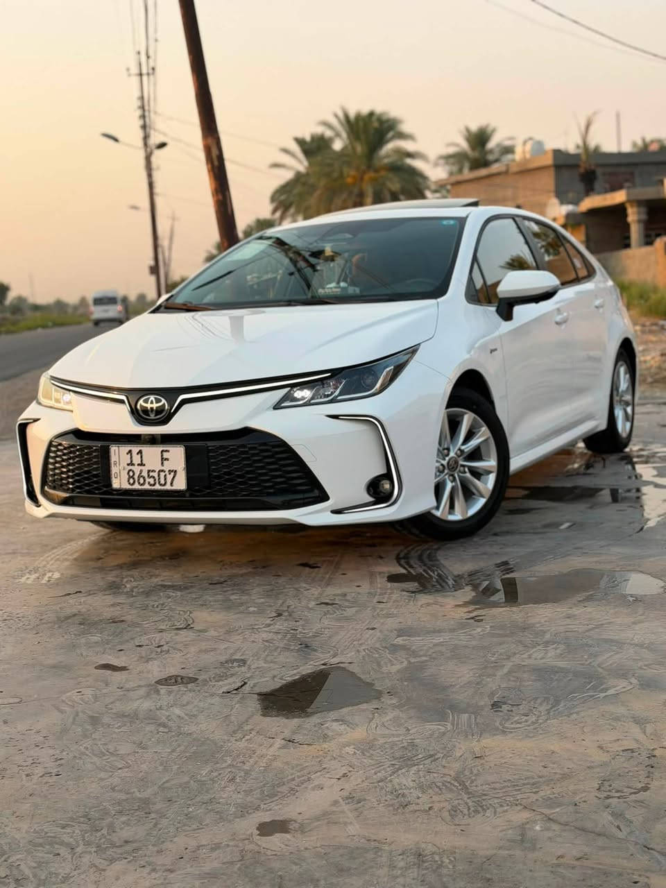 تويوتا كورلا الشكل الخليجي 2025 هايبرد تجميع الصين زيرو  ماشيه ٤٠٠٠زيرو ✅✅✅بغداد
المواصفات 💕💕💕😍 
مرقم بغداد
 4 كاميرات نظام التسجيل والخزن ٣٦٠ درجة  الرؤيه الشاملة 🔜🔜🔜🔜🔜🔜 
ملاحضة ٢/دبل لد شباكled    🔜🔜🔜🔜🔜🔜🔜🔜🔜 تسجيل كامرات 
أبرز المواصفات:       
✅ محرك 1800 هايبرد
✅ كرسي كهربائي + مقاعد جلد بلاديه 
✅ تشغيل بصمة + دخول ذكي
✅ تحكم كامل من الستيرن
✅ شاشة أندرويد تدعم Apple CarPlay
✅سبايدر خلفي بلادي
✅ دشبول ديجيتال
✅ تبريد قطعتين (أمامي وخلفي)
✅ كاميرا خلفية
✅ منافذ USB أمامي وخلفي
✅ ويل كاب قياس 16 إنش
✅ لايت أمامي زينون + كشافات أمامية
✅ فتحة سقف (سلايد روف)
✅ رادار أمامي + تحديد مسار
✅ مثبت سرعة + 3 أنظمة قيادة
✅ هاند بريك بصمة + نظام EVE Mode
✅ إشارات على المرايا الجانبية
لاستفسار يرجى الاتصال على
***********
مكان بغداد
