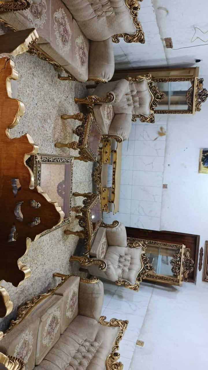 تخم زان مع طبلات مع باترينات
مع ميز بلازما 10 مقاعد نظيف
سعره 600 وبي مجال مكان البياع 
اكو توصيل ب واتساب 
***********
