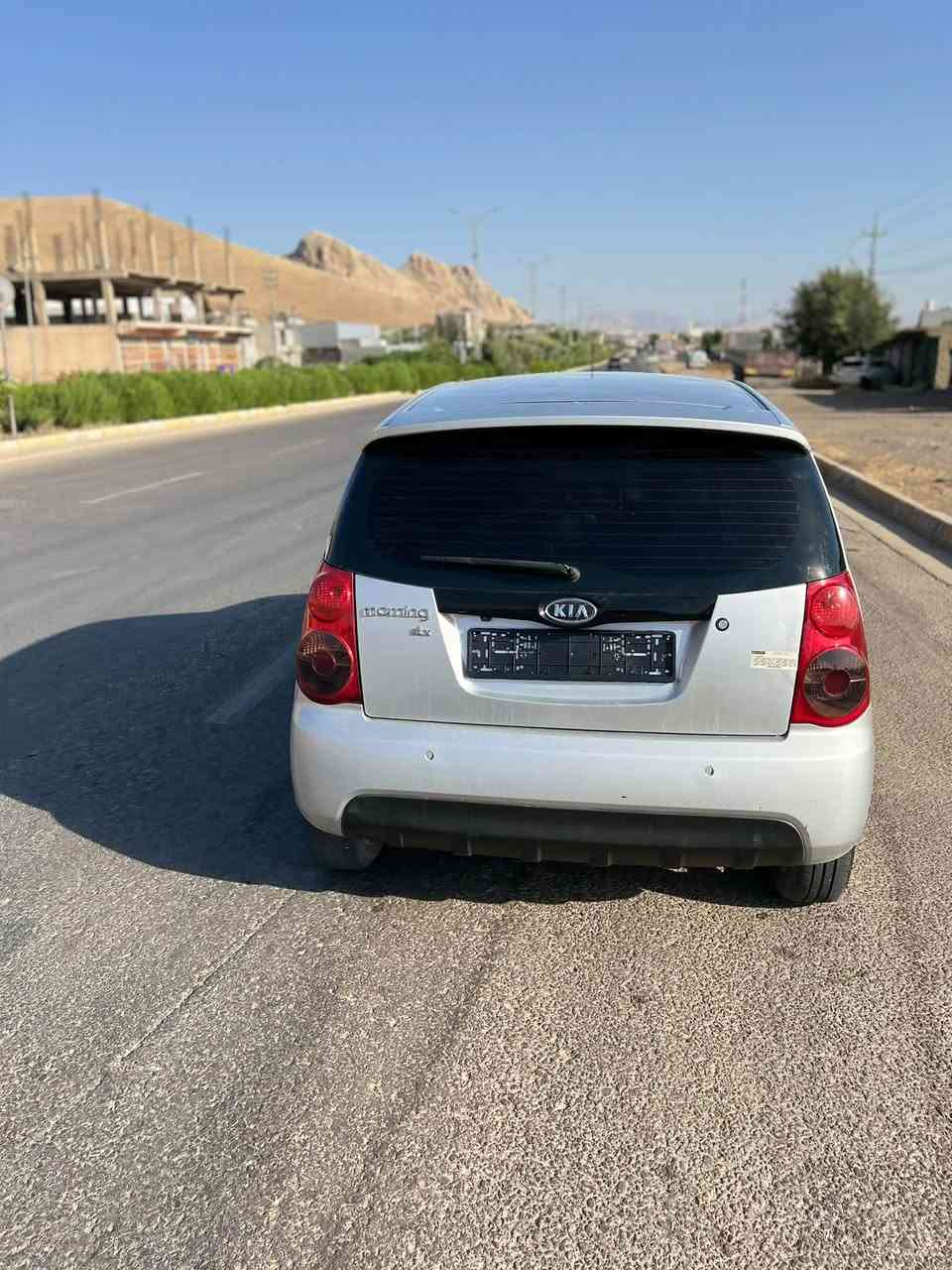 كيا پاندا براوة ٢٠٠٩
فول فولة ايكوية ١٧٤ روشتوة سبيري دانةبزيوة 
شوين براوةي جاك كراوة ٤ تاي لوك سةياركة ٤ بستونة
ناو زةردة حاسةية كاميرة كوشن هيتةرة بيلاد جلدة توماتيكة 
سةياركة ٢٥٠ مةسروفي نية جالوشخوتي نية سيعري ٤٢ كةلاو مةجاليكي برايانة لةشارةزوورم ***********
