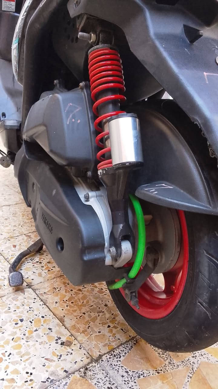 سلام عليكم سكنس جبلي مكفوله اخت الرمبه اي نقص ما بيهه صالنه رياضي سستم ببهه السعر ملون و٢٥٠ رقم الهاتف ***********
