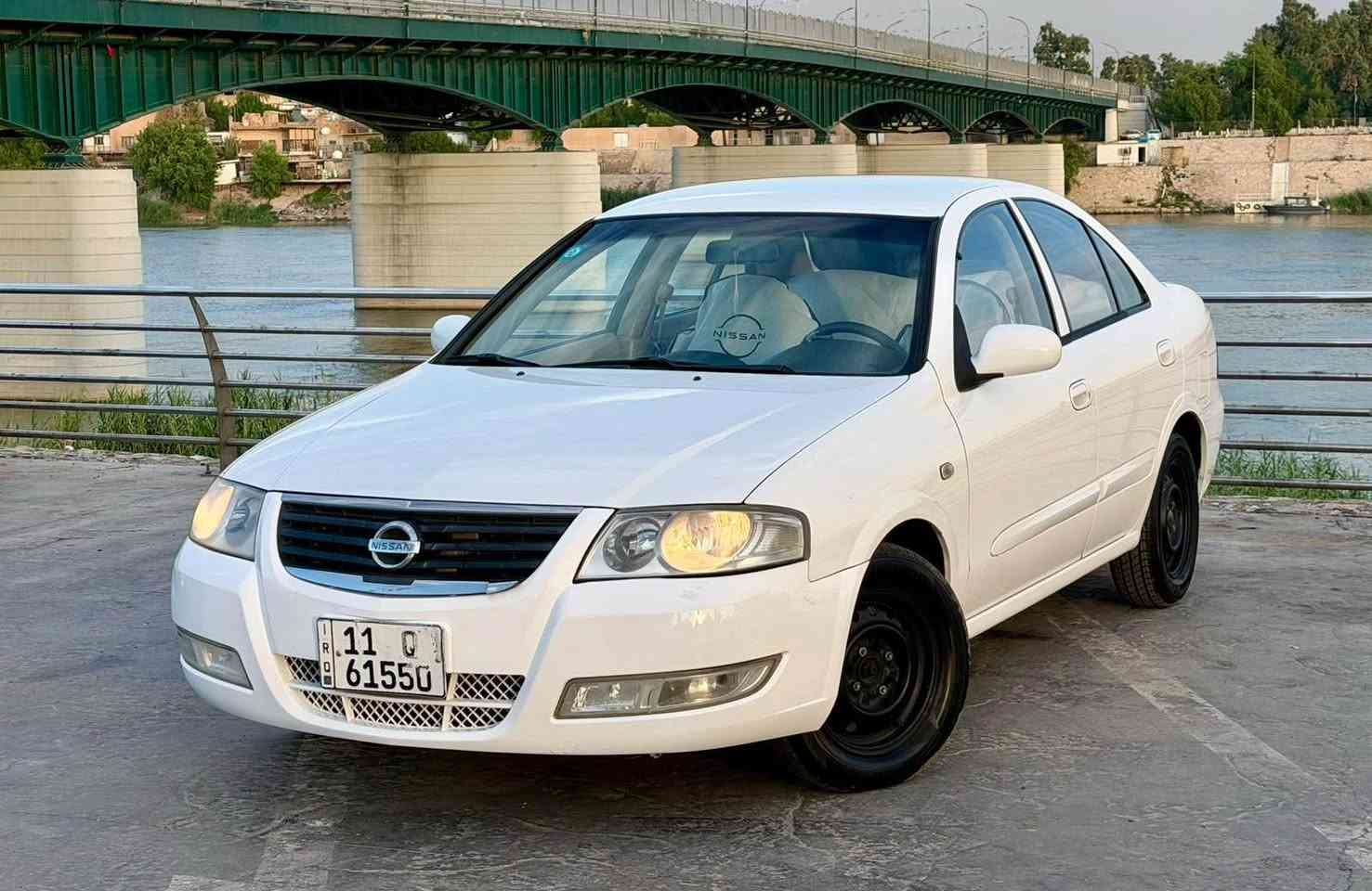 🚘 نيسان سني | موديل 2009
✨ لون أبيض، سيارة مرتبة ونظيفة

▪️ محرك 1500 CC
▪️ قير أوتوماتيك
▪️ تبريد ممتاز
▪️ داخلية نظيفة ومرتبة
▪️ تظليل
▪️ حساسات خلفية
▪️ السيارة جاهزة للاستخدام

📍 الموقع: بغداد
💰 السعر: يحدد عند الاتصال
📞 للاستفسار والتفاصيل: *********** بغداد, العراق
