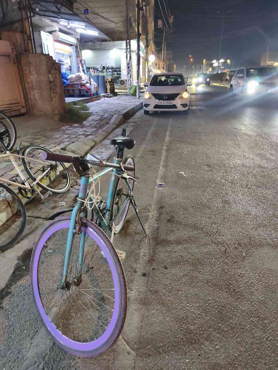 السلام عليكم بايسكل للبيع امريكي السعر مناسب جدا 75فقط مستعجل على بيعه للتواصل ***********
