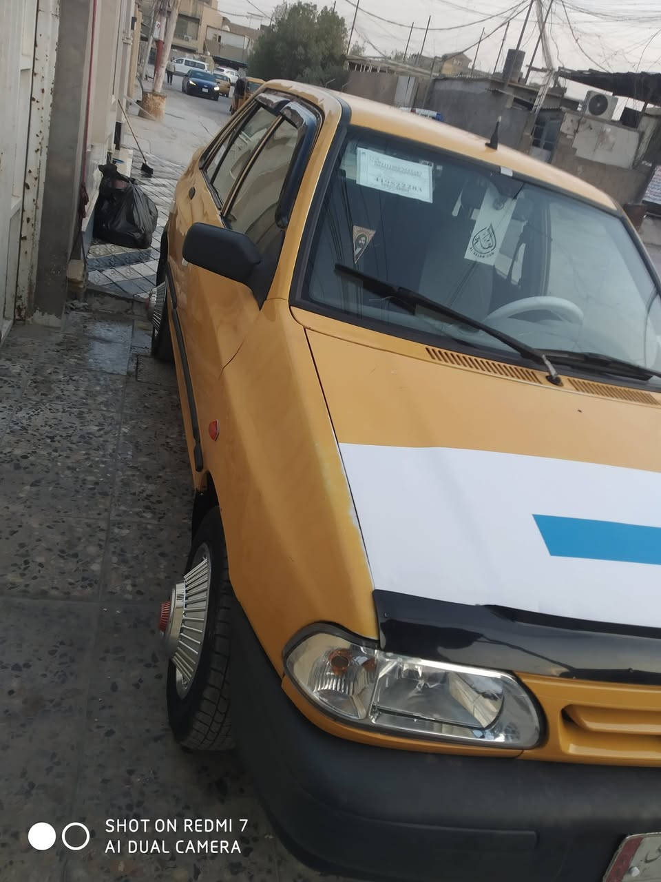 السلام عليكم سياره سايبه للبيع موديل 13رقم بغداد سياره حلوه ومجنبزه السعر 21للستفسار ***********
