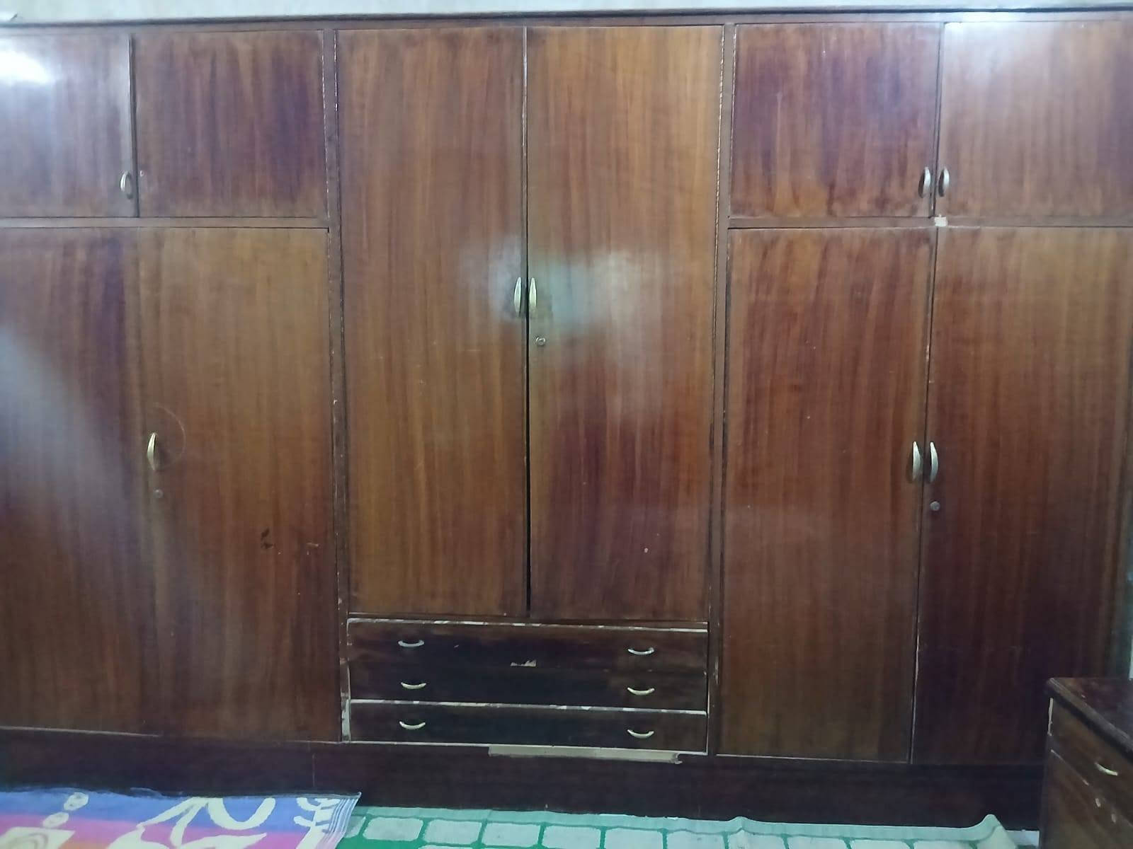 غرفه نوم عراقيه لبيع بسعر 450 وبيهه مجال عنواني بغداد ***********
