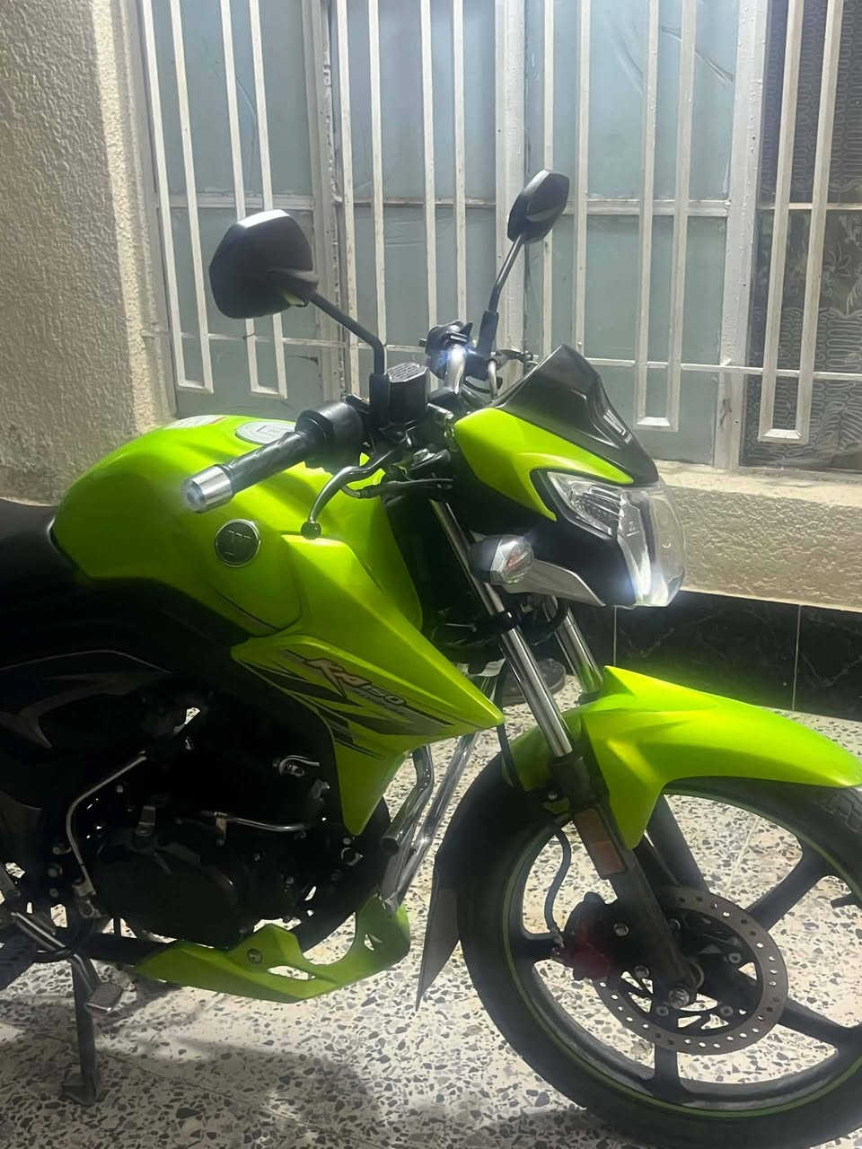 سلام عليكم شباب هاوجي زيرو بمعنه كلمه البيع موديل 23 مرقم وكامل لسعر 18ونص وبي مجال استفسار عل رقم ***********
