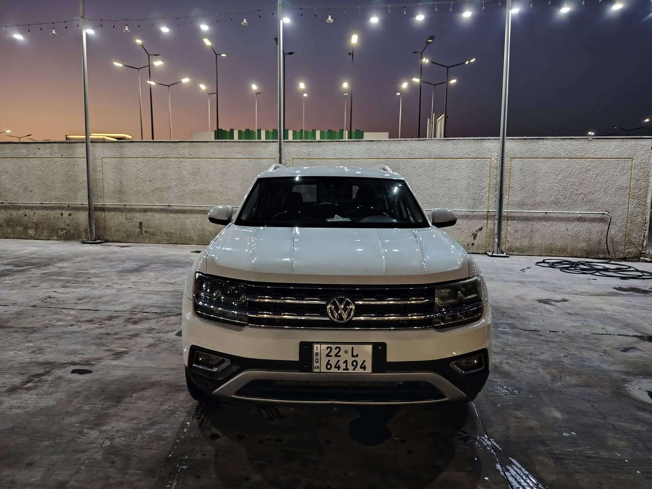 السلام عليكم
أطلس 2019 رقم أربيل
4 سلندر ماشية 163،000 بيها اربع قطع رقم الشاصي موجود و جيك
كير مكينة صدر تبريد تايارات بطارية  بحالة ممتازة
*********** بغداد
السعر 18،800 مكاني بغداد
