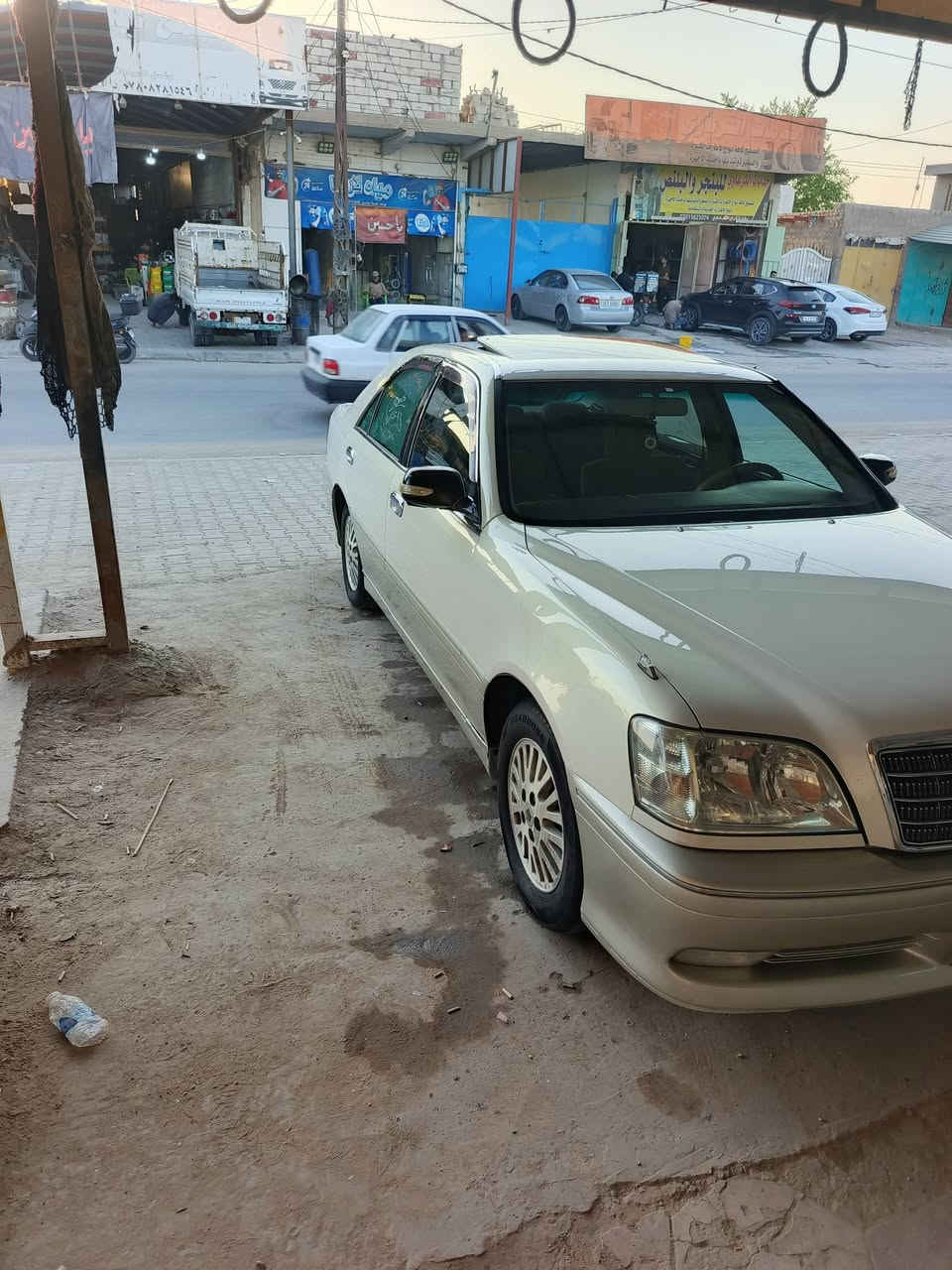 ملكه للبيع لون خضرويه  مواصفات 👇
قرار 48 فقط مفحوصه فقط 
فتحه 
الموديل 2003
كرستال اصل 
ديفور الجبير 
شاصي 75
تحورات  نجف فوك او جوه 
آليات زنون
3دكم  
كشنات كهربائي 4
رقم كركوك
دبل شاشه 
برغي ما عايزه شرط
العنوان ديوانيه بل مهناويه 
السعر 70وبيهة مجال حك الجيه
‏‪***********‬‏
