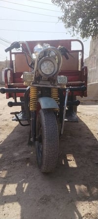 ستوته • صلطان • مديل ١٧