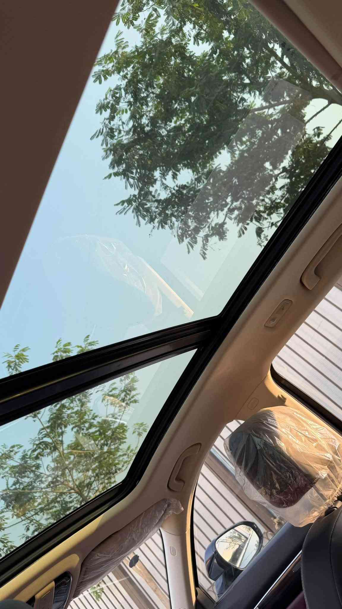 السلام عليكم بيستون t99 للبيع
تفاصيل السياره بيستون t99 محرك 1500 تيربو موديل 2025 زيرو السياره كشنات تدفئه  مقاعد كهربائيه فتحه بانوراما مانع تصادم صندوك كهرباء فول السيارة سعرها 30 مليون للاستفسار ***********
